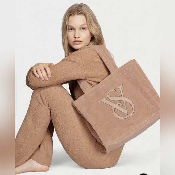 New Victoria's Secret Plush Fleece Tote Tan Brown Sherpa Brand - Picture 1 of 4